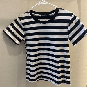 Kids Striped Black / White Shirt - Size XL